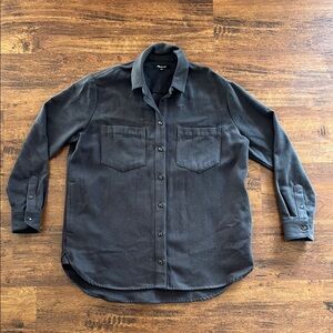 Madewell// 100% cotton blue gray button up flannel